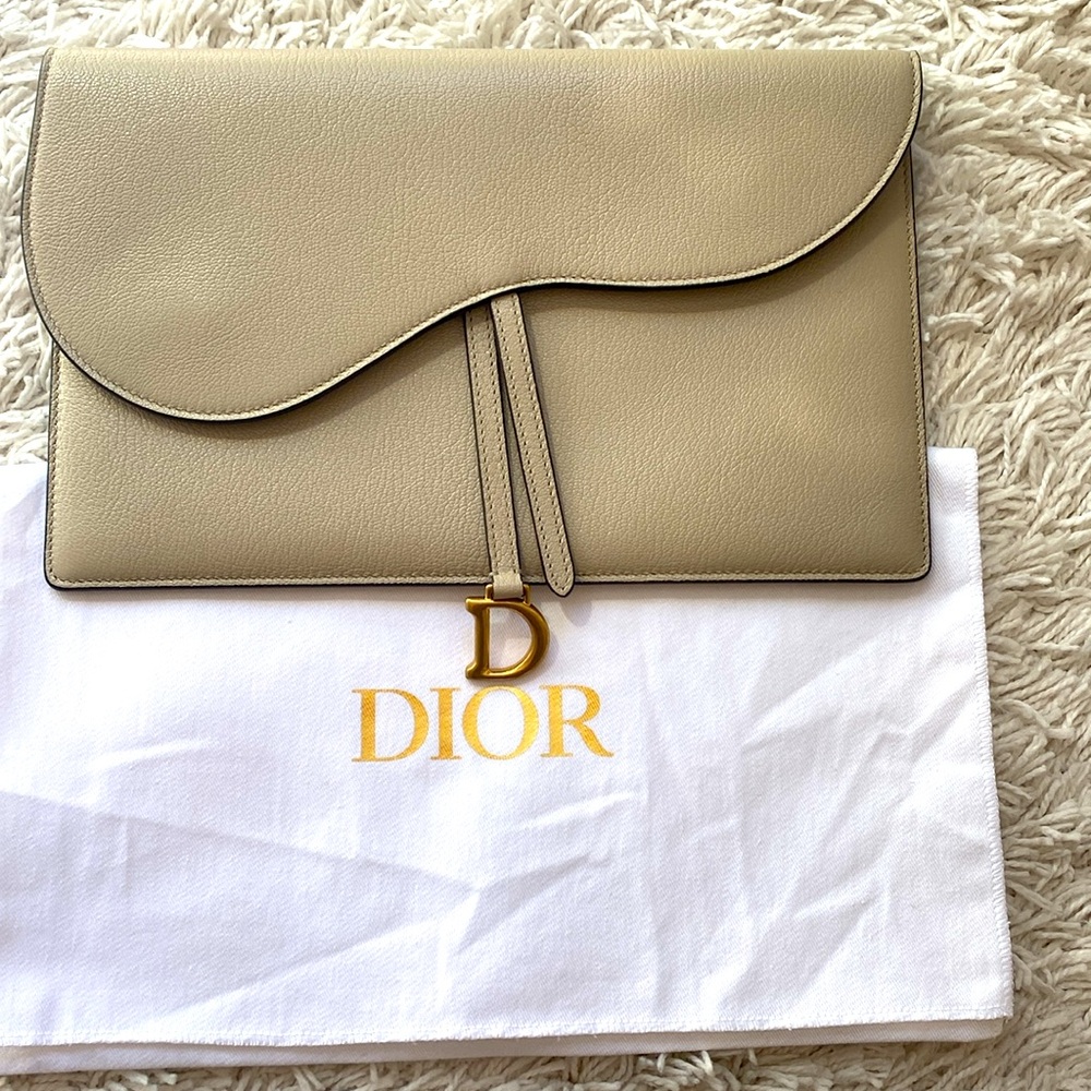 Dior saddle envelope clutch in giftable condition - Picture 12 of 14